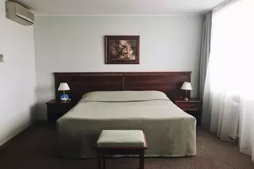 هتل Dis President