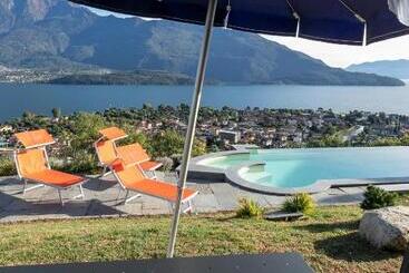 La Collinetta Apartments