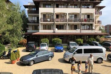 Aparthotel Mm Complex