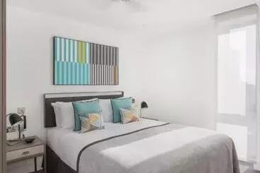 Q Square By Supercity Aparthotels