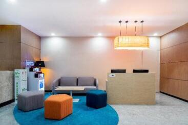 ホテル Holiday Inn Express Jinan Jingshi By Ihg