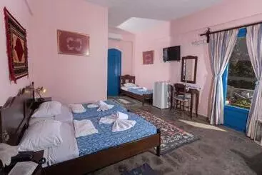 Hotel Arolithos Traditional Village