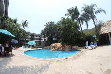 Отель Casa Iguana Mismaloya