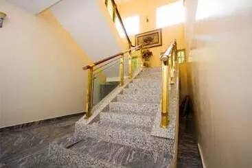 هتل Babale Suites