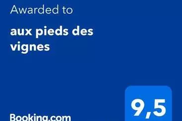 Aamiaismajoitus (B&B) Aux Pieds Des Vignes