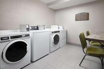 Otel Best Western Plus Desoto