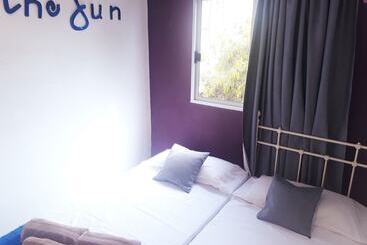 簡易ホテル Bahia Blanca