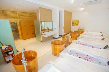 Ivory Villas And Resort