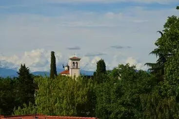 ペンション Al Castello Di Aiello