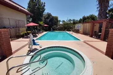 호텔 Red Roof Inn Santa Ana