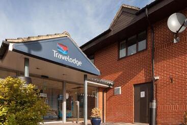 Отель Travelodge Newbury Tot Hill