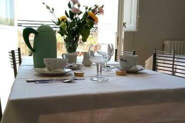 Bed and Breakfast Binario 5