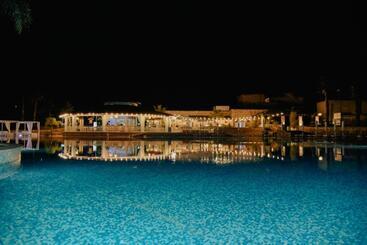 Hôtel La Restuccia   Masseria Urban