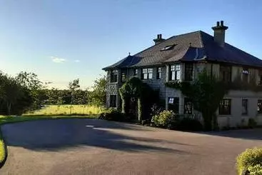 Pensió Bogenraith House