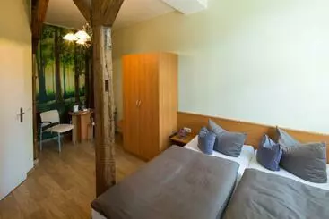Schronisko Quellenhaus Feengrotten