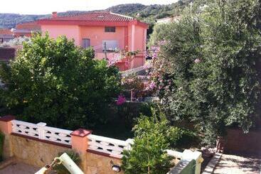 פנסיון Four Rooms