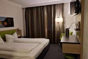 Отель Sonnenhof Pleinfeld