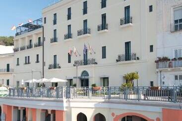 Grand Hotel Mediterraneo