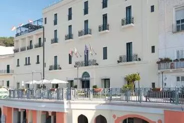 Grand Hotel Mediterraneo