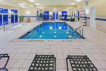Отель Country Inn & Suites By Radisson, Lewisburg, Pa