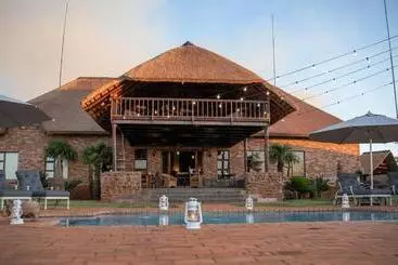 ホテル Morakane Safari Lodge