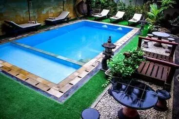Hotel Bali 85 Beach Inn