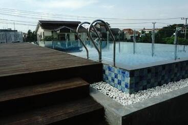 Solia Hotel Yosodipuro