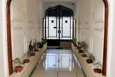 هتل آپارتمان Bahia Belgrano Suites