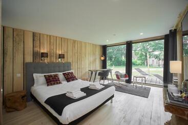 בית מלון כפרי Château Du Bois Guy