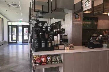 Delta Hotels By Marriott Muskegon Convention Center