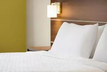 בית מלון כפרי Holiday Inn Express & Suites Philadelphia   Mt Laurel, An Ihg