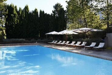 בית מלון כפרי La Bastide De Moustiers