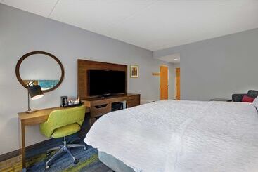 فندق Hampton Inn & Suites Augusta West