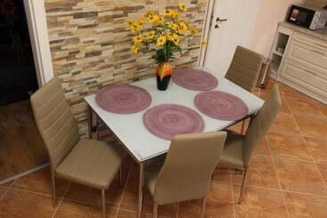 Pensione Ezüstfenyő Vendégház