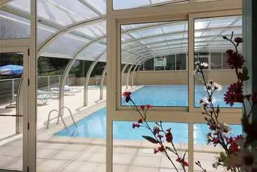 ホテル Parc Du Charouzech