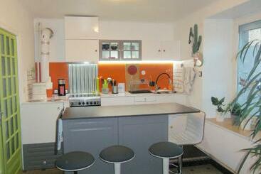 Schronisko Do Mi Si La Do Ré