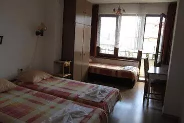 Pensione Guest House Plada View