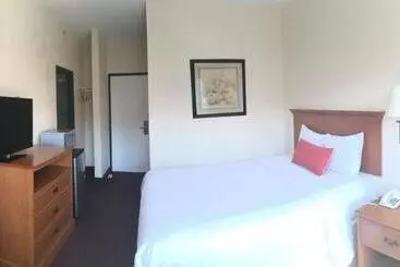 Отель Harborview Inn & Suitesconvention Centerairportgaslampseaworldzoobalboa Park