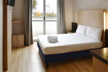 B&B HOTEL Milano Cologno Studios