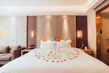 Lavande Hotel Suzhou High Speed Rail North Station
