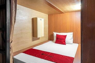 Pensjonat Reddoorz Hostel Near Ltc Glodok