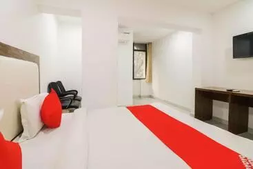 Hotel Flagship Gour Plaza