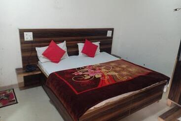 Отель Grand City2