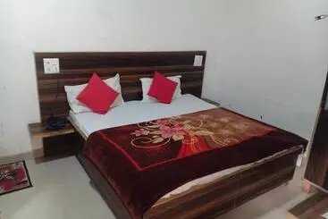 Hotel Grand City2