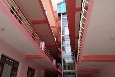 Hôtel Sri Murugan Guest House