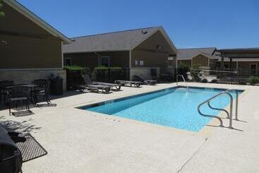 Hotel The Lodge At Kenedy