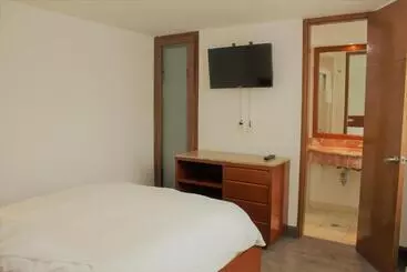 هتل آپارتمان Condesa Suites