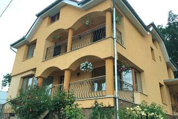Pension (Hôtel basse catégorie) Casa Teodora