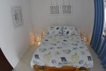 پانسیون Marmows Place