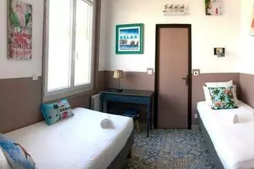 Bed and Breakfast Villa Zenith Hostel   La Maison